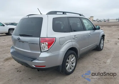 2012 Subaru Forester 2.5X Premium from USA, damaged, VIN JF2SHBDC4CH425083